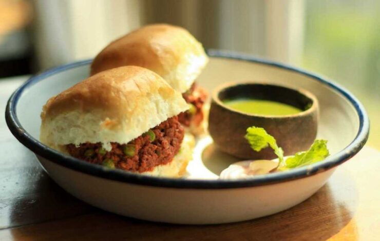 Mumbai Food Tour - Experience the Vibrant Street Food Culture