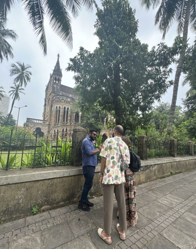 Mumbai: Full-Day Private Tour in AC Car with Driver & Guide - CST, Crawford Market and the Fort District