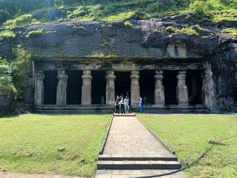 Mumbai Full-Day Private Tour with Ferry & Transfers - Who will get the most from this tour
