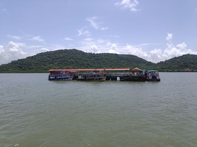 Mumbai Full-Day Private Tour with Ferry & Transfers - Should you book it?