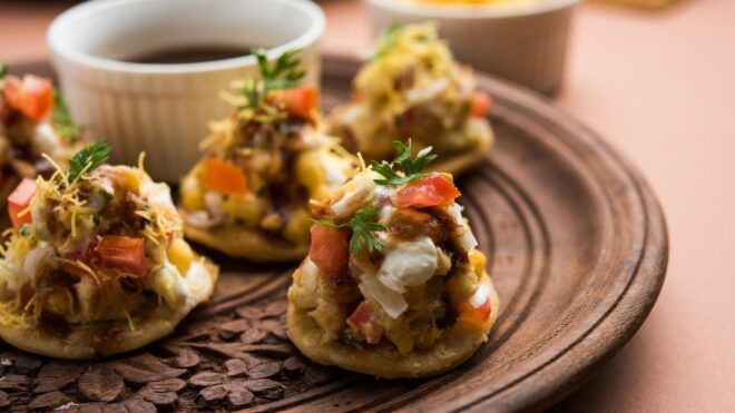 Mumbai: Heritage Highlights Walking Tour With Food Tasting - Heritage Highlights and Food Tasting