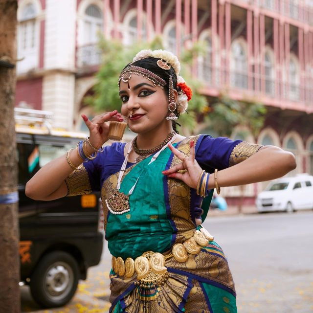 Mumbai: Heritage Highlights Walking Tour With Food Tasting - Booking Information and Inclusions