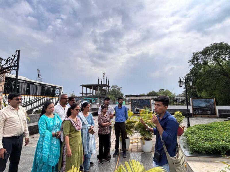 Mumbai: Heritage Walking Tour with local snacks - Final Thoughts: Who Should Consider This Tour?