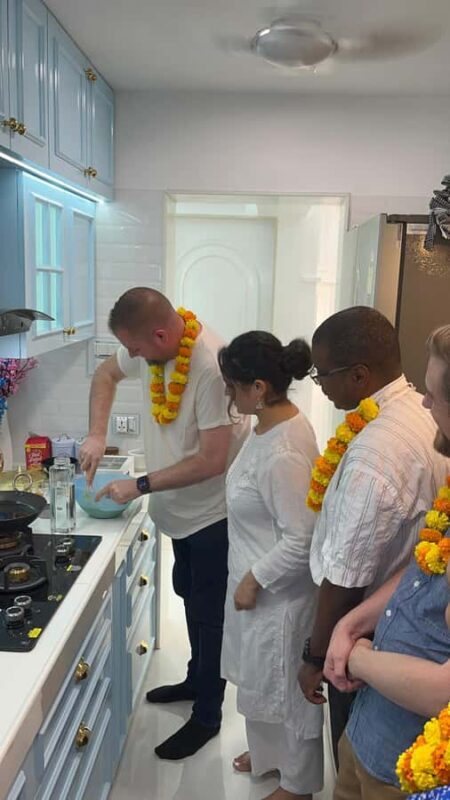 Mumbai: Indian Chai & Pakora Cooking Class in a Local Home - FAQ