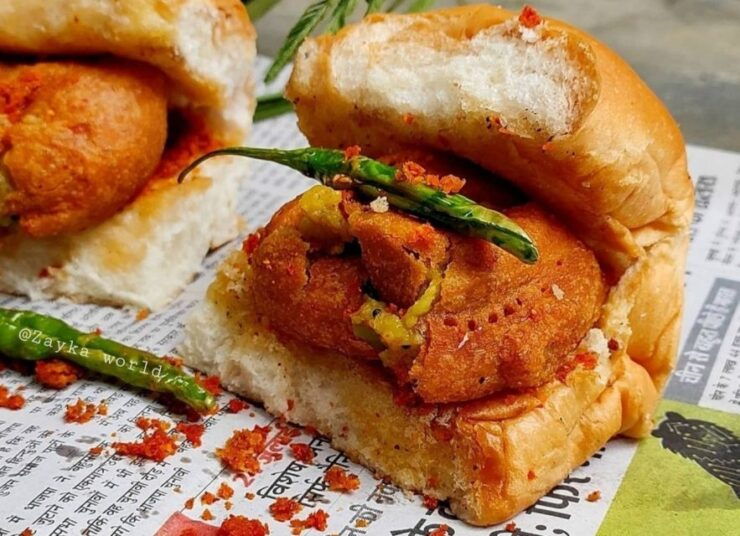 Mumbai: Local Street Food Private Walking Tour With Transfer - Tour Details