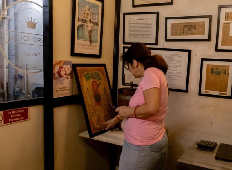 Mumbai: Markets, Temples & Street Food Walk - The Experience: What Travelers Say