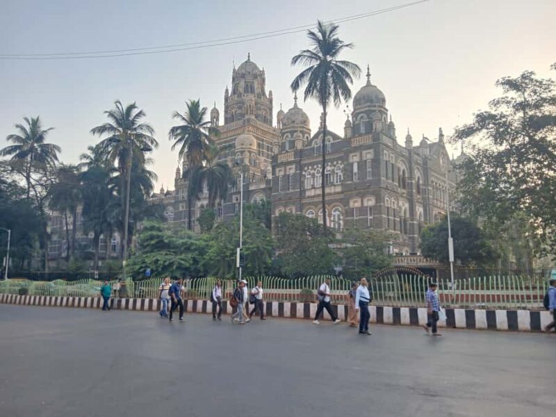 Mumbai Morning Culture Tour- Before The City Roars - Transportation, Timing, and Group Size