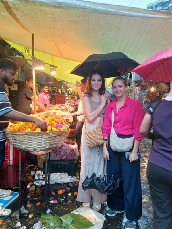 Mumbai Morning Tour Train Ride, Market & Hidden Local Spots - FAQs