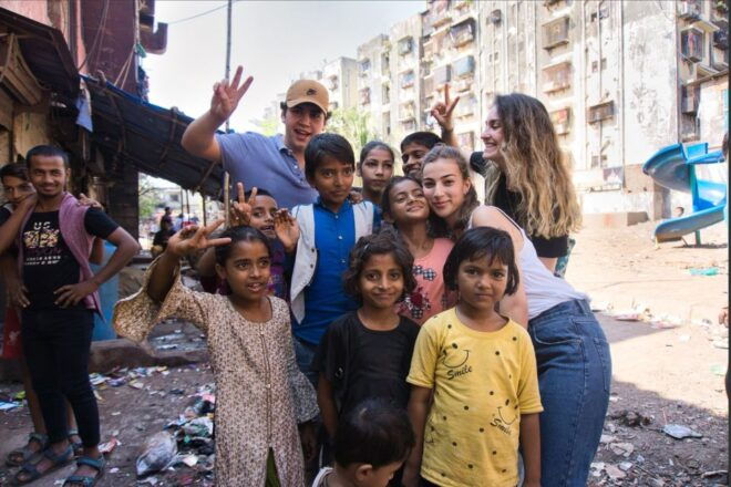 Mumbai: Private Bollywood and Dharavi Slum Tour - Dharavi Slum Experience Highlights