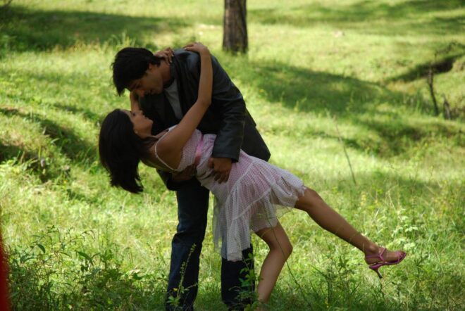 Mumbai: Private Bollywood Tour With Dance Show - Visit Famous Shooting Locations