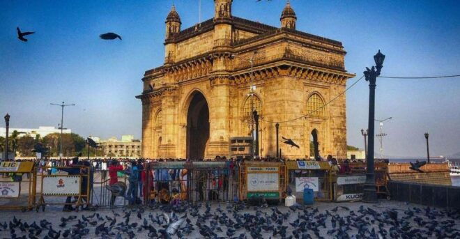Mumbai: Private City Tour With Elephanta Caves - Tour Itinerary