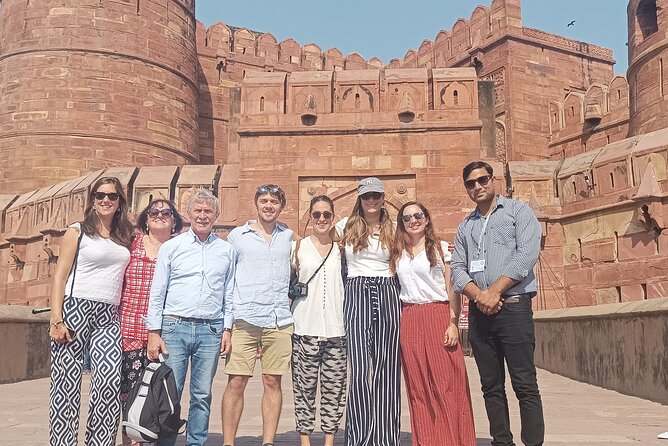 Mumbai: Private Day Tour Of Tajmahal With Car ,Entrance , Meal - Reviews and Ratings