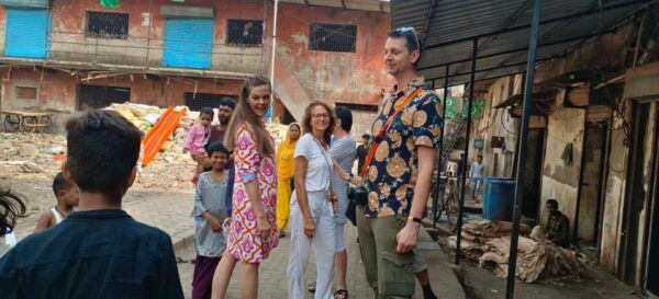 Mumbai: Private Dharavi Slumdog Tour by a Local With Pickup - Directions