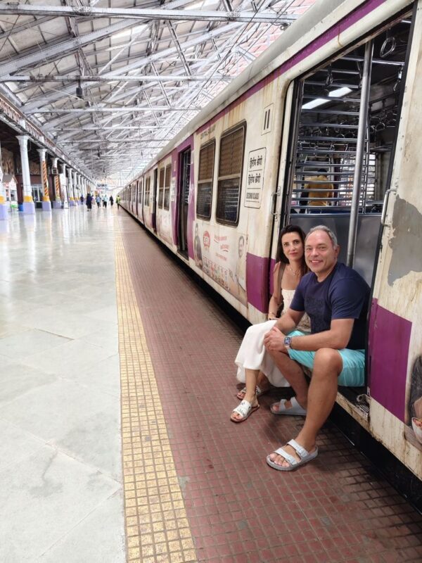 Mumbai: Private Full-Day City Sightseeing tour - The cave question: Kanheri or Elephanta?