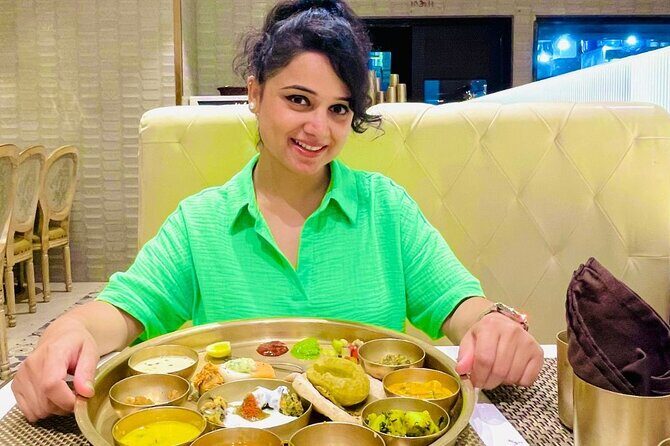 Mumbai Royal Dining Experience - Unlimited Indian Feast - Practical Tips for Travelers