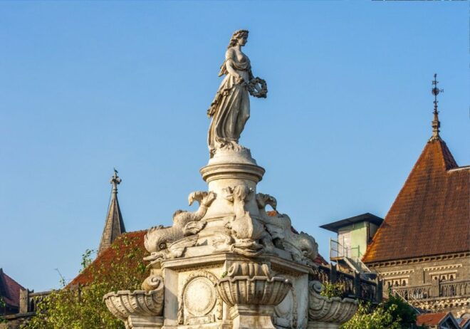 Mumbai: Scavenger Hunt and Sights Self-Guided Tour - The Sum Up