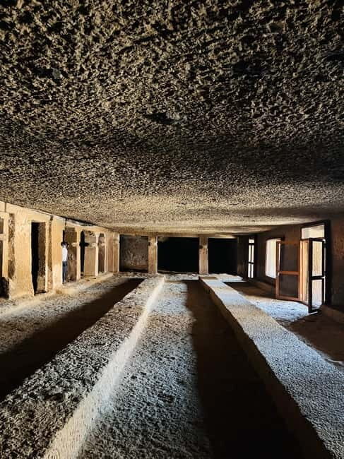 Mumbai SGNP : Kanheri Caves, Safari & Jain Temple Tour - Discovering the Kanheri Caves