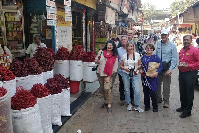 Mumbai Spice Markets and Bazaars Tour With Guide and Transport - Spice Market Exploration