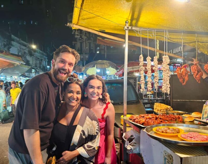 Mumbai Street Food & Bazaar Tour with Local Transport - Who Will Love This Tour?