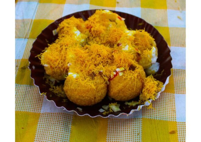 Mumbai Street Food Crawl (2 Hours Guided Food Tasting Tour) - Inclusions