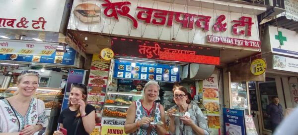 Mumbai: Street Food Tour - Eat Like a Local With Sunset View - Directions for Meeting Point