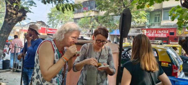 Mumbai: Street Food Tour - Eat Like a Local With Sunset View - Sunset View Experience