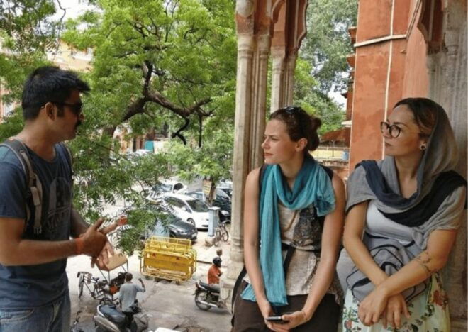 Mumbai: Temples and Shrines Guided Walking Tour - Itinerary