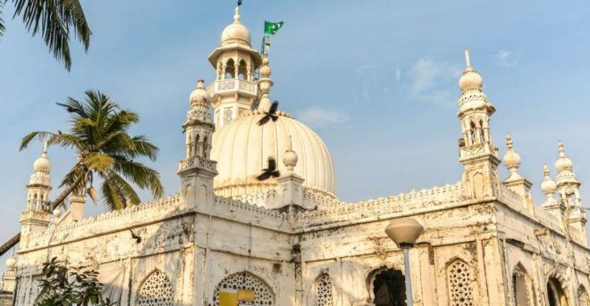 Mumbai: Temples and Shrines Guided Walking Tour - Important Information