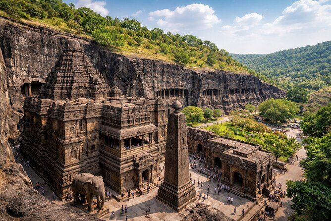 Mumbai to Ajanta and Ellora Day Tour by Flight - The Experience in Detail