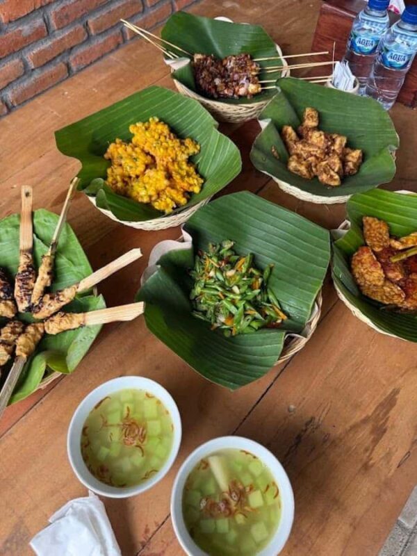 Munduk: Balinese Offering & Authentic Experience with Local - Price & Value
