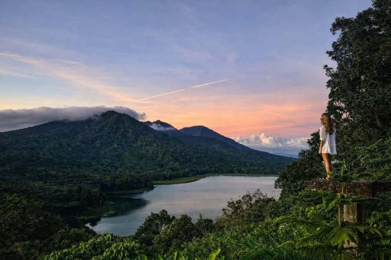 Munduk: Twin Lake Jungle Hike, Ulun Danu Temple, & Waterfall - Starting Point and Overall Experience