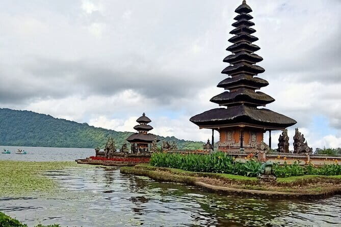 Munduk Twin lake Trekking, Ulun Danu Beratan & Hidden Waterfall - An In-Depth Look at the Tour Experience