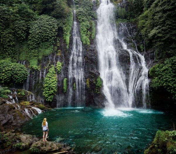 Munduk: Twin Lakes Jungle Hike With Lake Canoe and Waterfall - Booking and Cancellation Policies