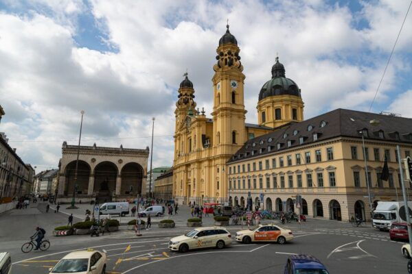Munich: 24-Hour Big Bus Hop-On Hop-Off City Highlights Tour - Common Questions