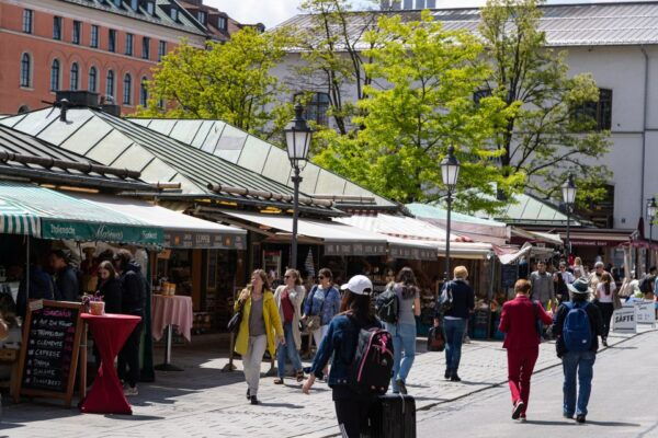 Munich: 24-Hour Big Bus Hop-On Hop-Off City Highlights Tour - The Sum Up