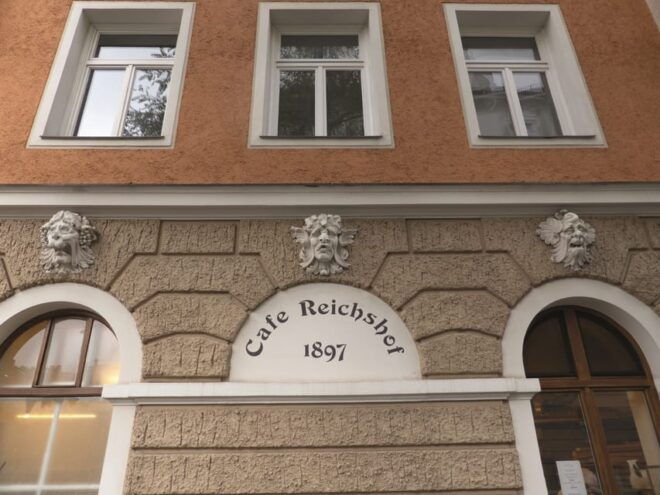 Munich: 3-Hour Food Tour Through Haidhausen in GERMAN - Tour Experience