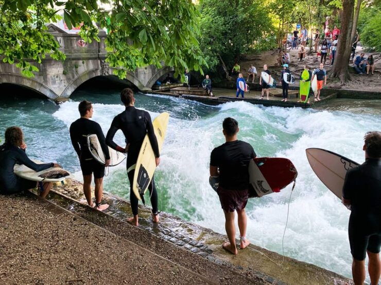 Munich: 3 Hours Amazing River Surf - Eisbach in Munich 2024 - Eisbach River Features
