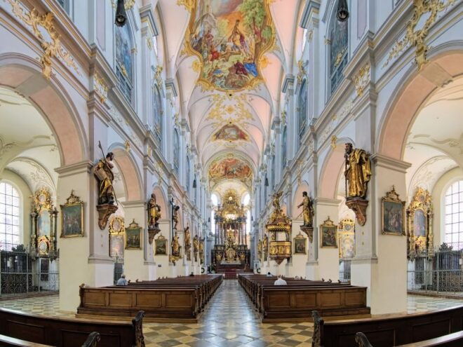 Munich: 5 Top Churches and Old Town With Private Guide - The Sum Up