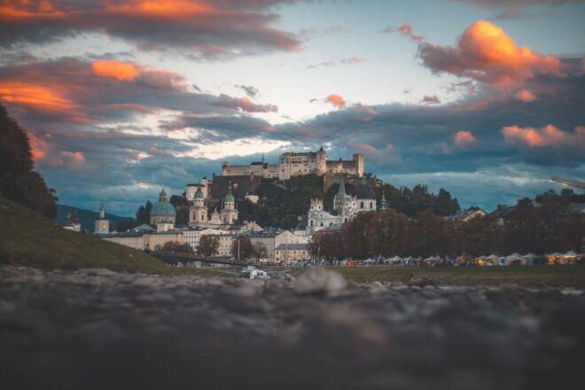 Munich Austrian Alps, Hallstatt & Salzburg Private Day Trip - Tour Duration and Flexibility