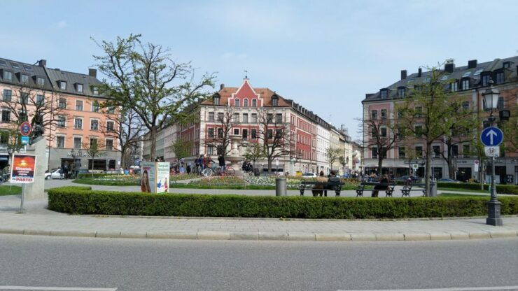 Munich: Bavarian Food Tour With 3-Course Meal - Tour Highlights