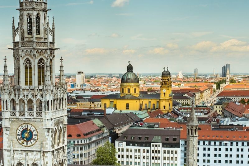 Munich, Beer and Oktoberfest Museum, and Hofbrauhaus Tour - Finishing at Hofbräuhaus