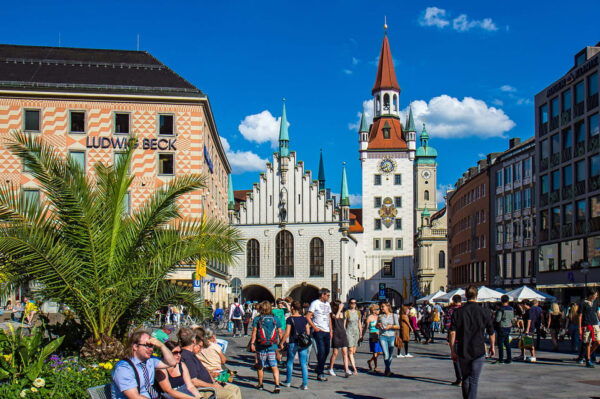 Munich: Bike Tour 3-Hour Guided City Tour - Customization and Flexibility