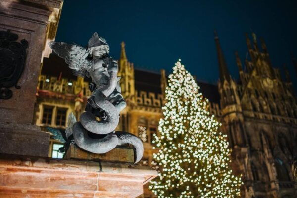 Munich: Bike Tour 3-Hour Guided City Tour - Booking and Cancellation Policy