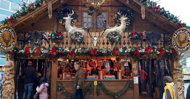 Munich: Christmas Market Tour With Mulled Wine - Festive Atmosphere at Munichs Markets