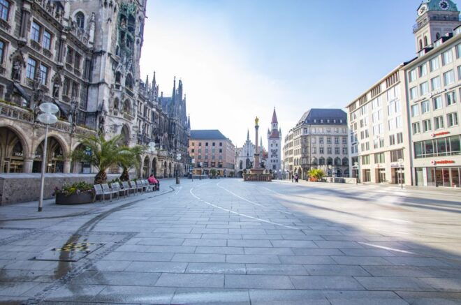Munich: City Sights and Photo Walking Tour With a Local - Flexible Booking Options for Convenience
