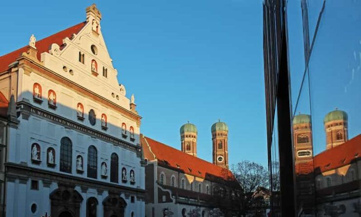 Munich: City Tour Executioners, Prostitutes, Witches - Historical Focus
