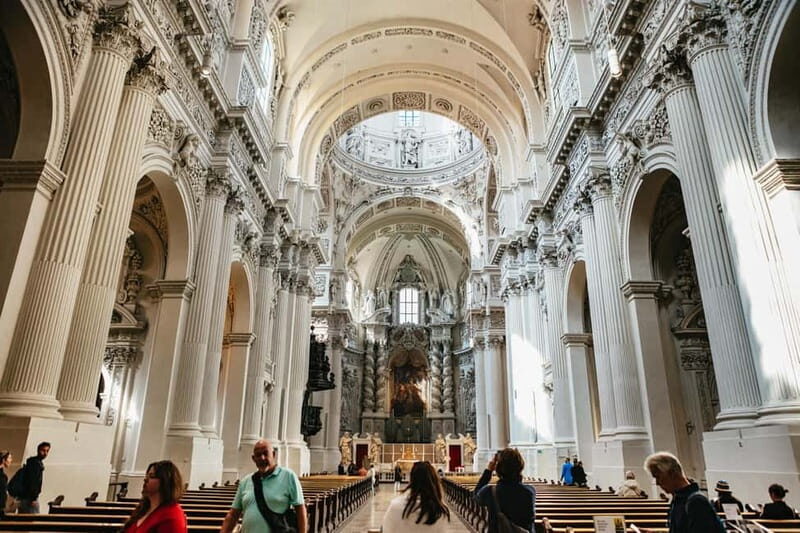 Munich: Classic Guided City Tour by Bike (English Tour Only) - FAQ