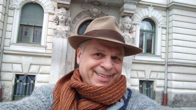 Munich: Day Trip to Salzburg With Local Artist - Additional Details for Participants