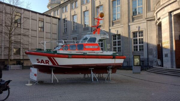 Munich: Deutsches Museum Guided Tour With Entry Ticket - Accessibility Features