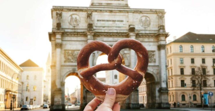 Munich: First Discovery Walk and Reading Walking Tour - Tour Details
